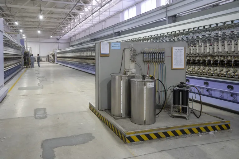 Specialty Lubricants for MENA Textile Mills: Cleaner Spindle and White Oils in a Reshoring Boom