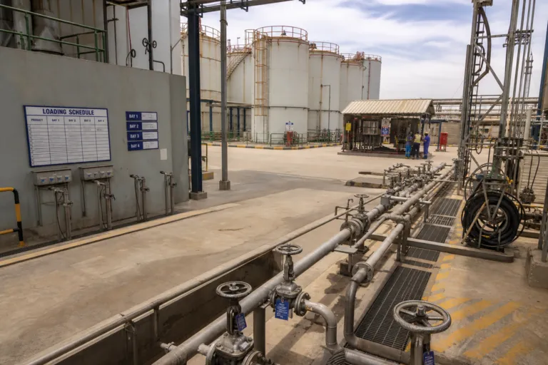 Why Global Lubricant Majors Choose Egypt’s SCZone for Blending Plant Investments