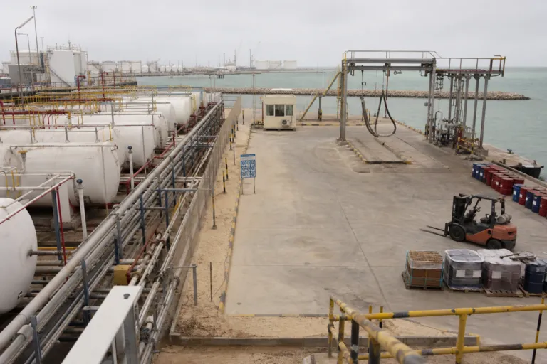 Force Majeure After the 2026 Iran Conflict: How Gulf Lubricant Supply Contracts Are Being Rewritten