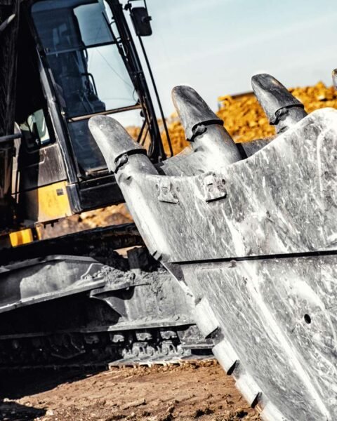 mining-excavator-0414-02