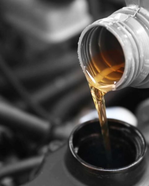 saudi-oil-lubricant-0430-01